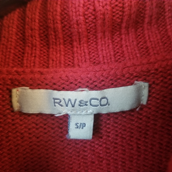 RW&CO. Women's red cable knit button front sweater - Picture 3 of 8